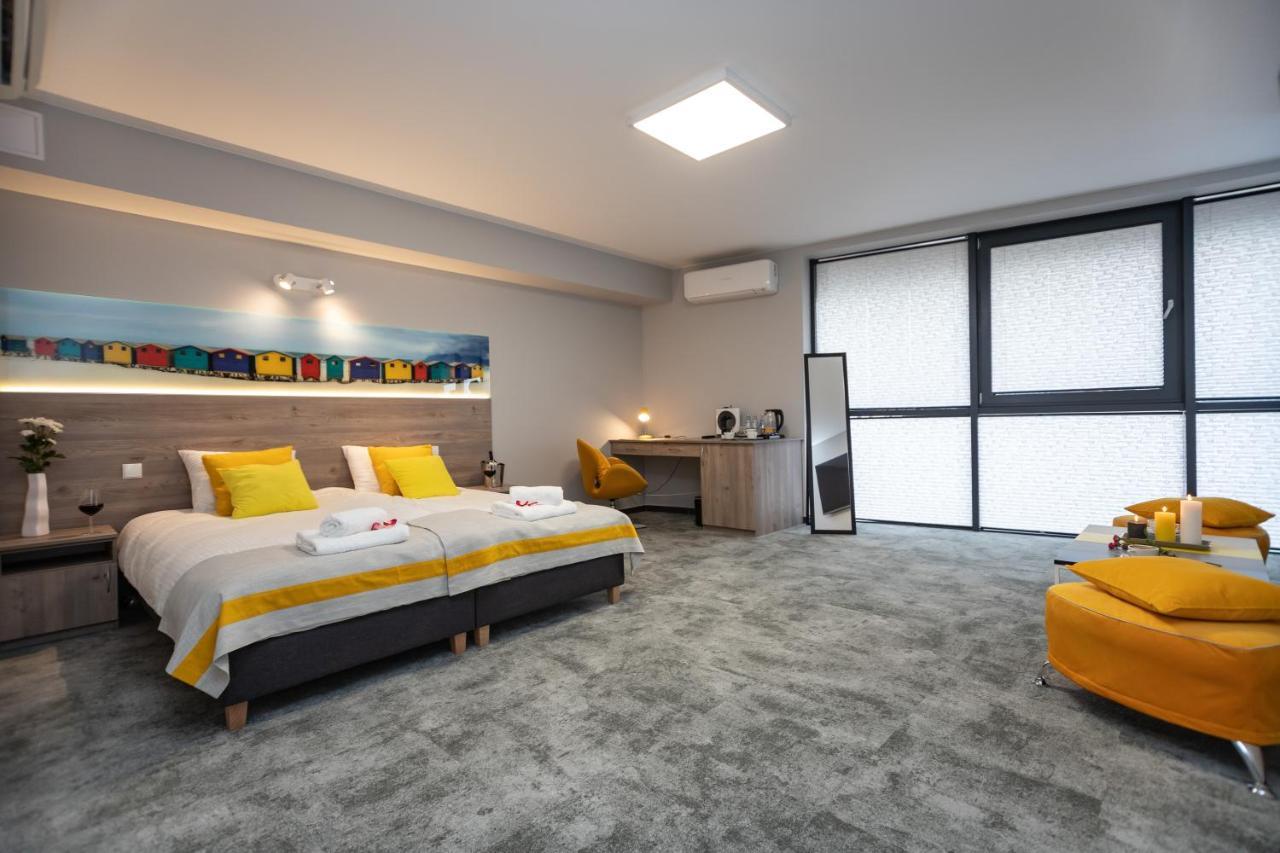 Apartamenty Elitmat Minsk Mazowiecki Exterior photo